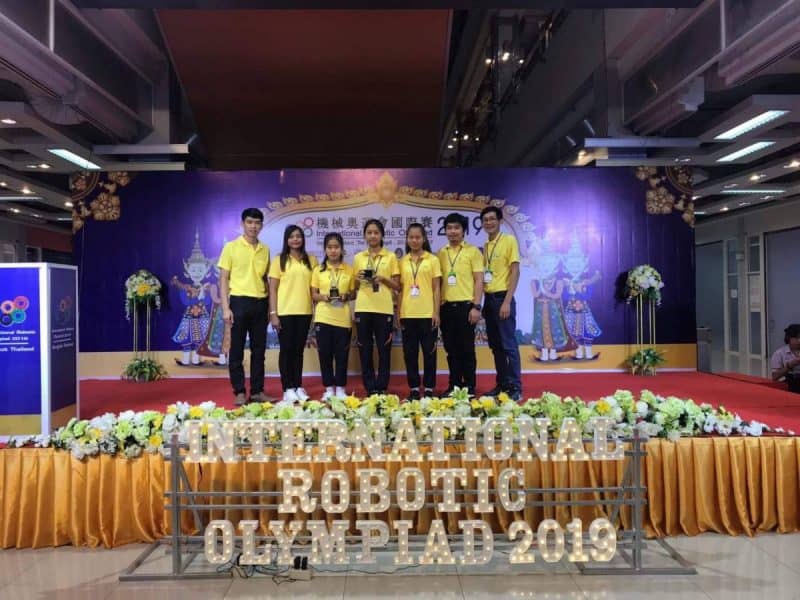 ทีมหุ่นยนต์โรงเรียนบ้านห้วยน้ำเย็น เด็กดอยคว้าแชมป์-รองแชมป์ Robotics Olympiad 2019